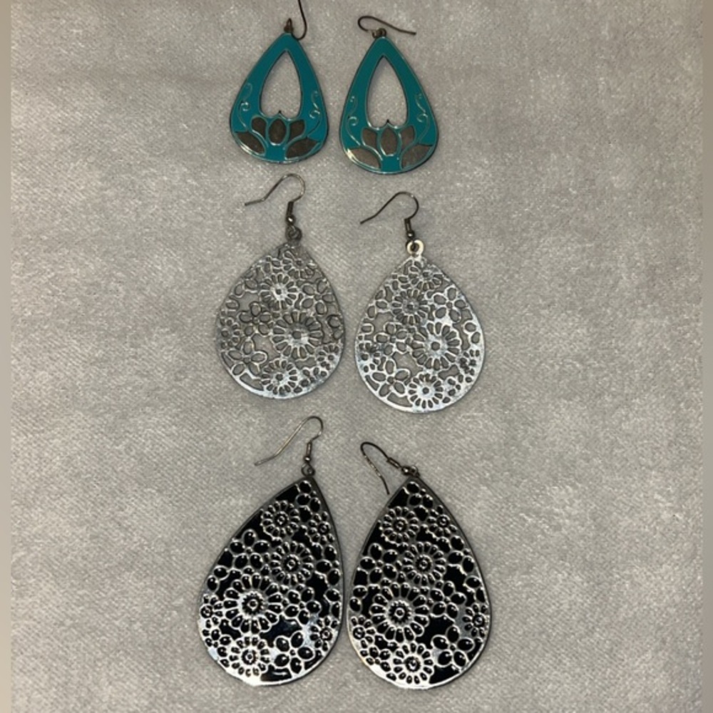 Elegant Silver, Silver/Black, Blue/Silver Teardrop Earrings Set!